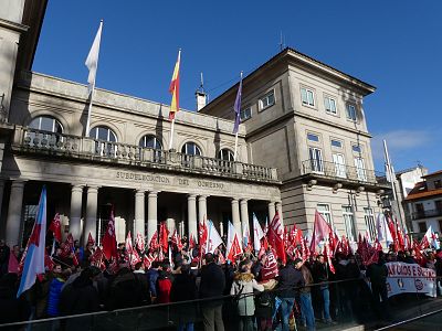 17-01-11 IndultoCarlosSerafinSubdelegacionPontevedra09.JPG